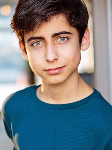 Aidan Gallagher Biography, Wiki, Age, Net Worth, Girlfriend, Family ...