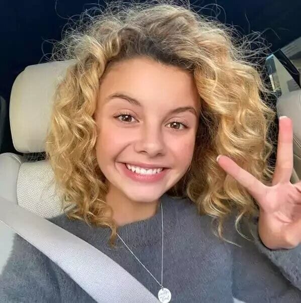 Mallory James Mahoney Wiki, Boyfriend, Height, Bio, Age & More Clebstory