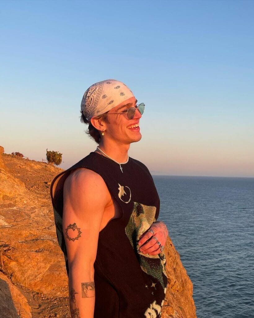 Vinnie Hacker Net Worth, Age, Girlfriend, Family, Biography & More