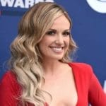 How-Tall-is-Carly-Pearce-Career-Parents-Boyfriend-Net-Worth